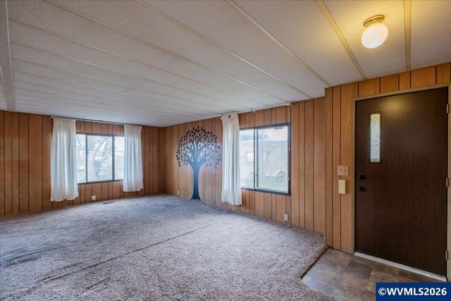 3182 Sandal Ct NE, Salem, OR 97305