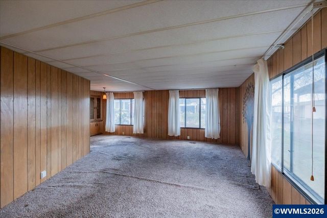 3182 Sandal Ct NE, Salem, OR 97305