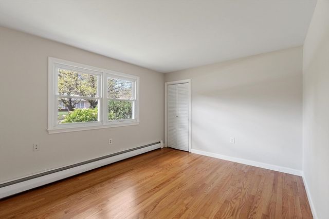 1 Hawthorne Circle, Andover, MA 01810