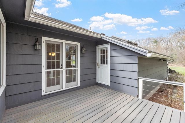 1 Hawthorne Circle, Andover, MA 01810