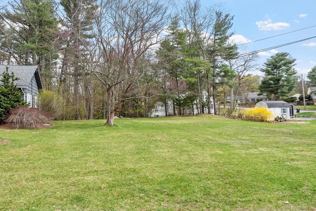 1 Hawthorne Circle, Andover, MA 01810