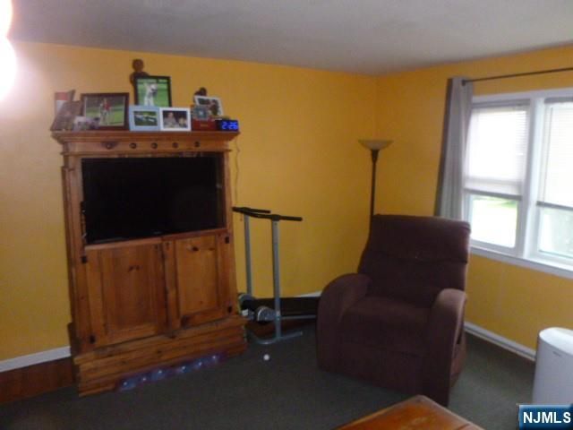61 Aladdin Avenue, Dumont, NJ 07628