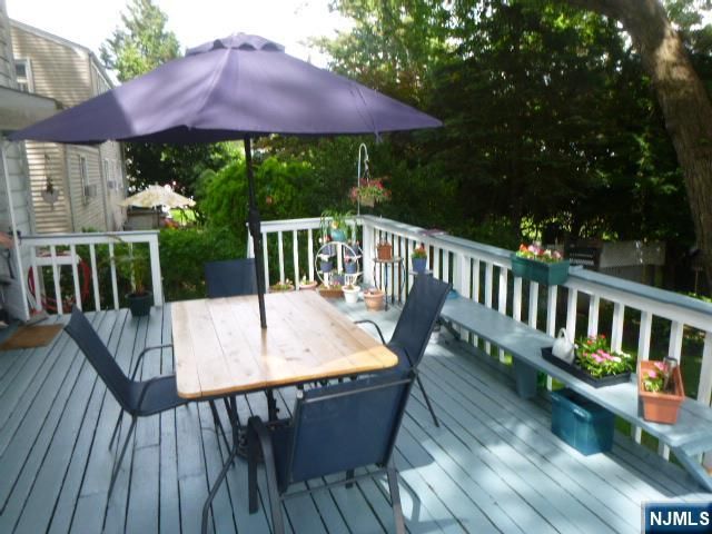 61 Aladdin Avenue, Dumont, NJ 07628