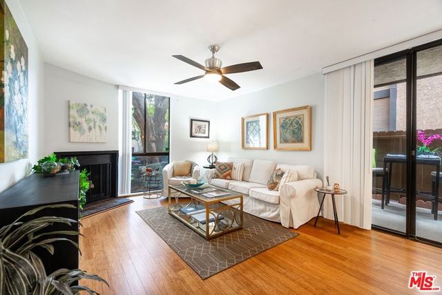 11743 Darlington Avenue 1, Los Angeles, CA 90049