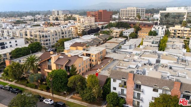 11743 Darlington Avenue 1, Los Angeles, CA 90049