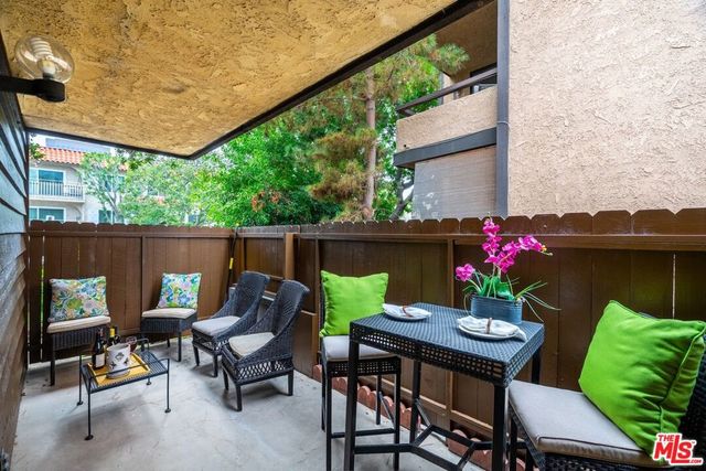 11743 Darlington Avenue 1, Los Angeles, CA 90049