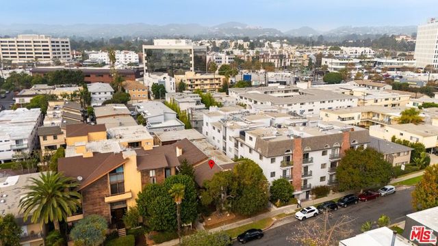 11743 Darlington Avenue 1, Los Angeles, CA 90049