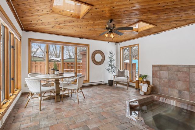 306 Floral Drive W, Shoreview, MN 55126