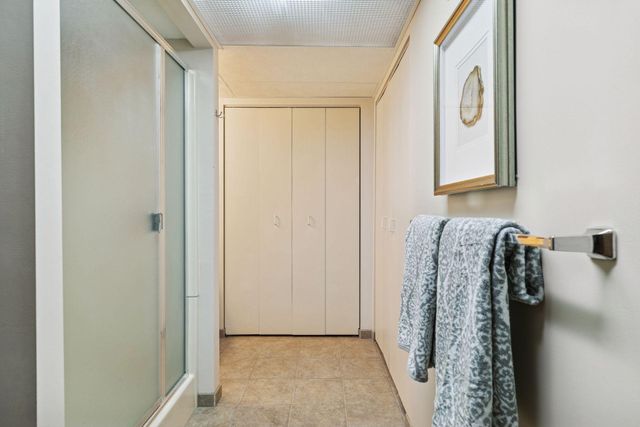 306 Floral Drive W, Shoreview, MN 55126