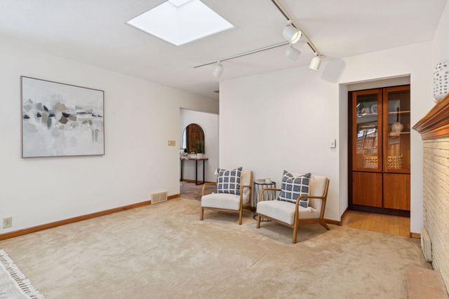 306 Floral Drive W, Shoreview, MN 55126