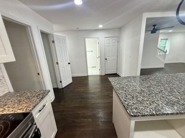 912 SW Ira Street, Atlanta, GA 30310