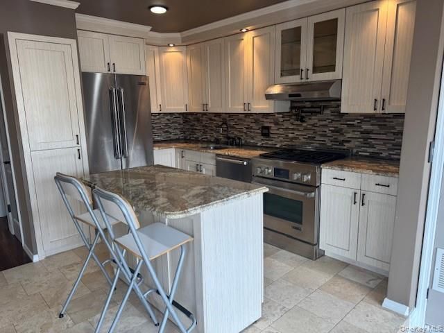 75 S Bay Drive, Babylon, NY 11702