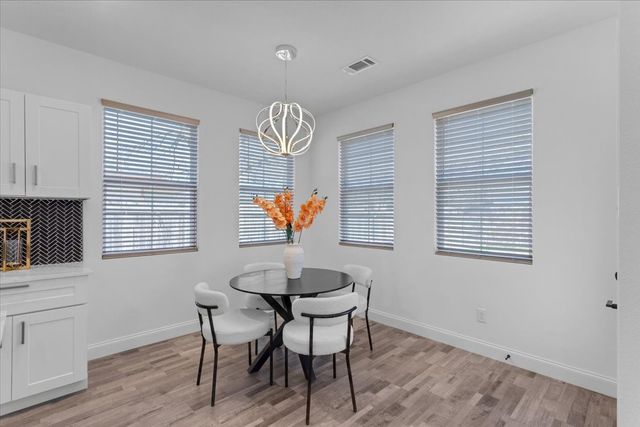 1323 S Montgomery Street, Sherman, TX 75090