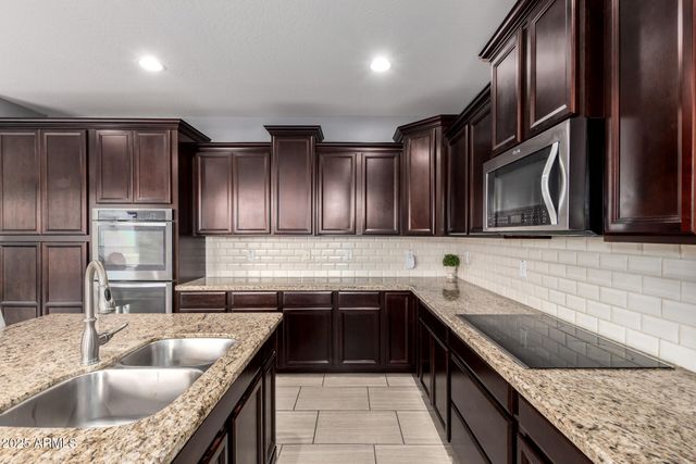 4154 E PONY Lane, Gilbert, AZ 85295