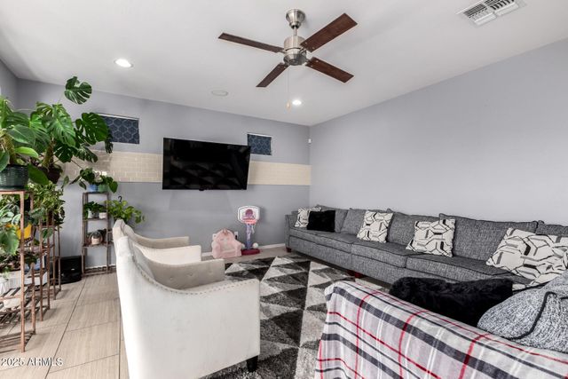 4154 E PONY Lane, Gilbert, AZ 85295