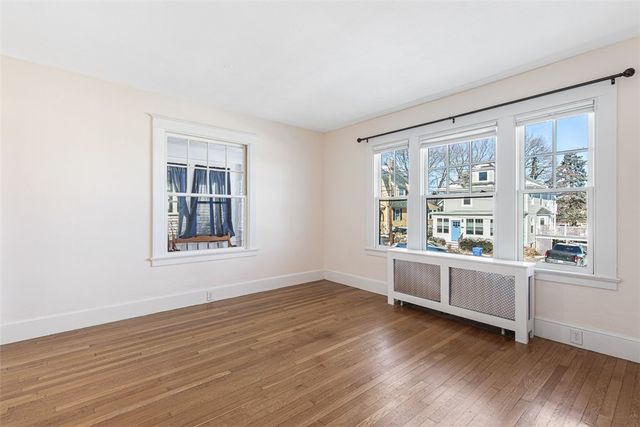 118 Ocean Avenue, Cranston, RI 02905