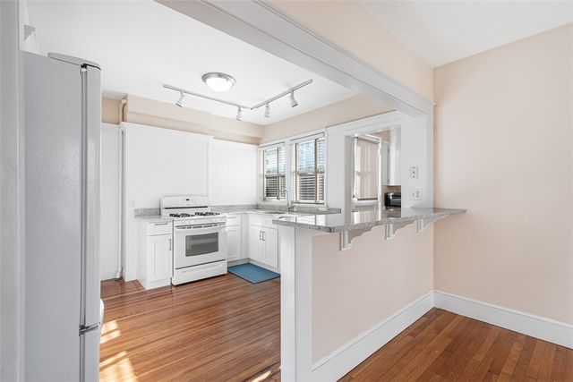 118 Ocean Avenue, Cranston, RI 02905