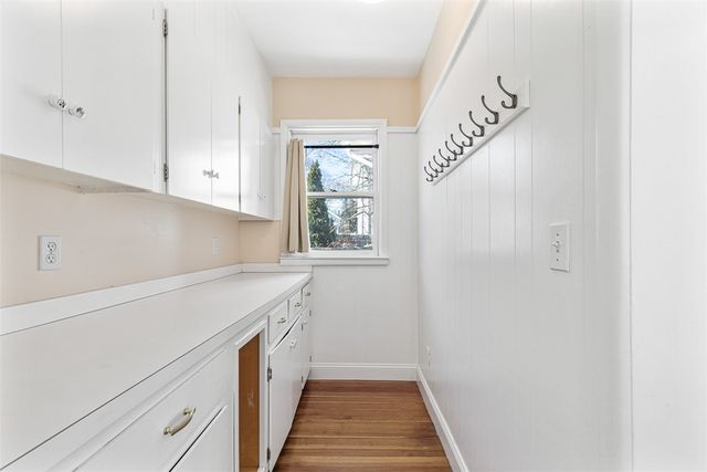 118 Ocean Avenue, Cranston, RI 02905