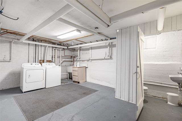 118 Ocean Avenue, Cranston, RI 02905