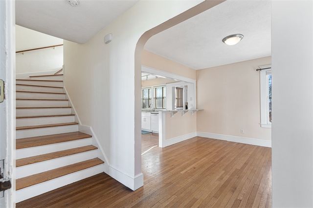 118 Ocean Avenue, Cranston, RI 02905