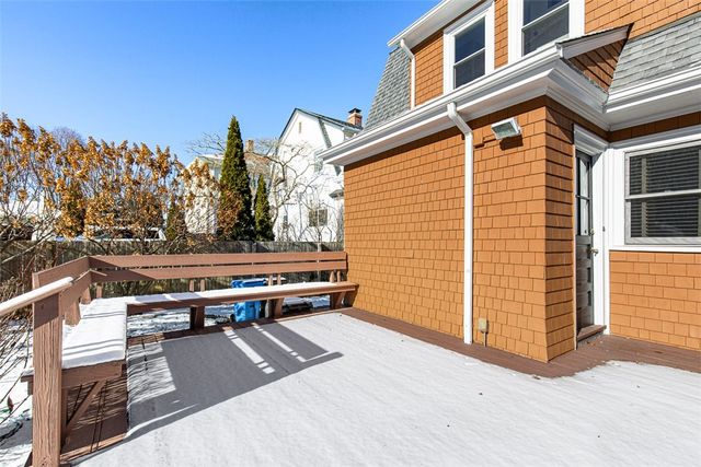 118 Ocean Avenue, Cranston, RI 02905