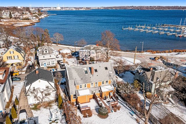 118 Ocean Avenue, Cranston, RI 02905