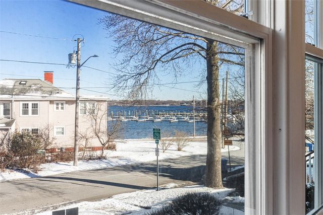 118 Ocean Avenue, Cranston, RI 02905