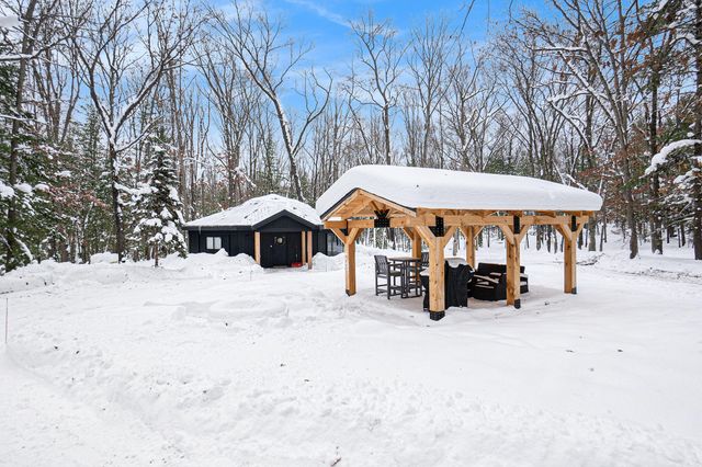 8589 S Star Lake Drive, Lake Twp, MI 49304