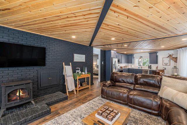 8589 S Star Lake Drive, Lake Twp, MI 49304