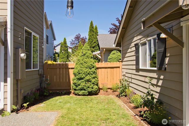 34702 SE Kinsey Street, Snoqualmie, WA 98065