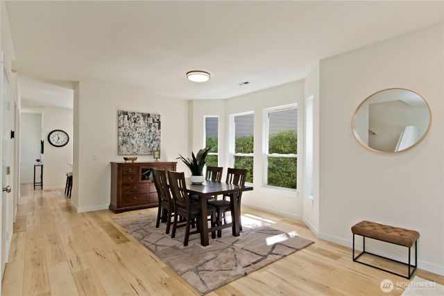 34702 SE Kinsey Street, Snoqualmie, WA 98065