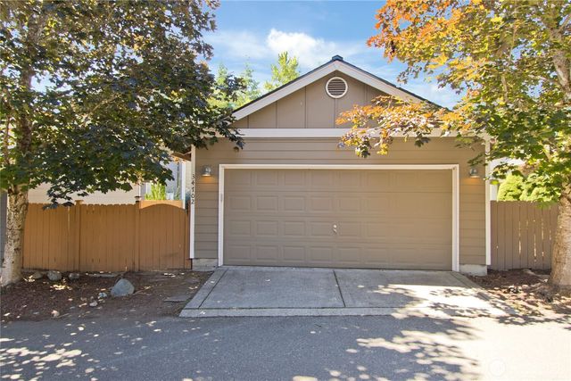 34702 SE Kinsey Street, Snoqualmie, WA 98065