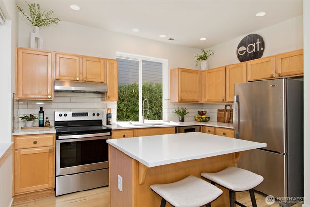 34702 SE Kinsey Street, Snoqualmie, WA 98065