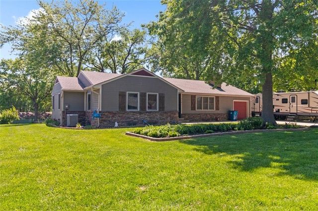 310 E Orchard Street, Odessa, MO 64076
