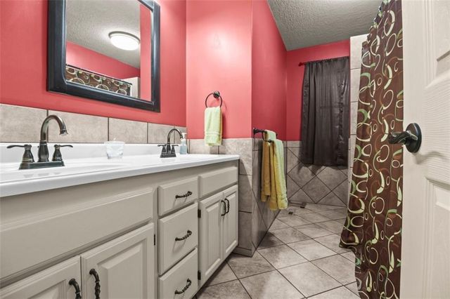 310 E Orchard Street, Odessa, MO 64076