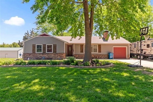 310 E Orchard Street, Odessa, MO 64076