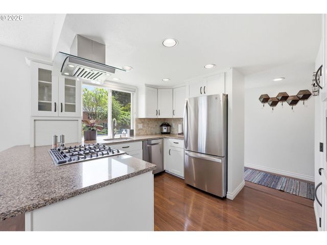 7295 Sw ALPINE Dr, Beaverton, OR 97008
