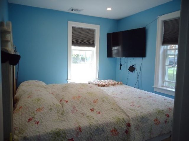 876 Autumn Street, Dighton, MA 02764