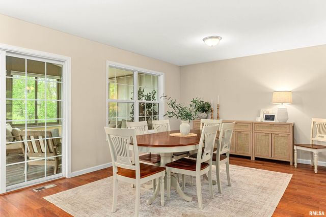 1409 AUSTIN Avenue, Washington, IL 61571