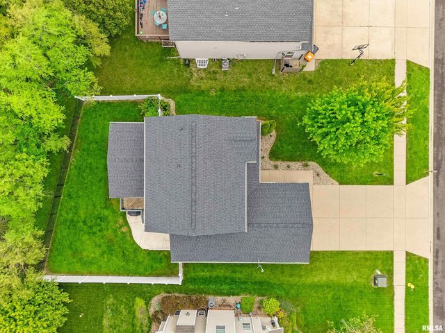 1409 AUSTIN Avenue, Washington, IL 61571