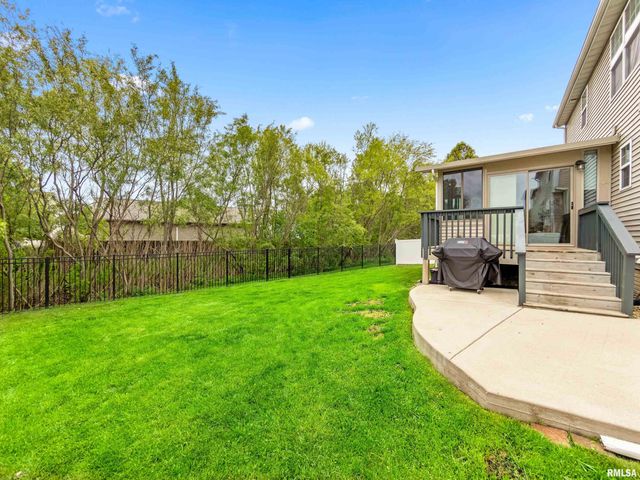 1409 AUSTIN Avenue, Washington, IL 61571