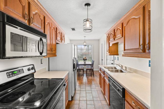 252 SUMMIT VIEW CV, Collierville, TN 38017