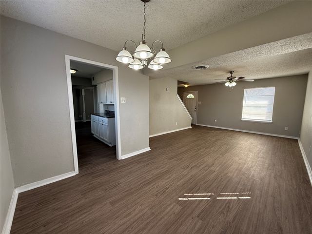 3907 Emerald Drive, Mesquite, TX 75150