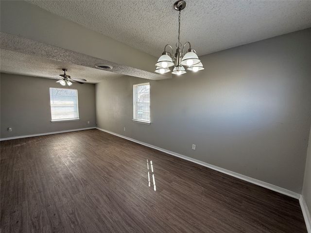 3907 Emerald Drive, Mesquite, TX 75150