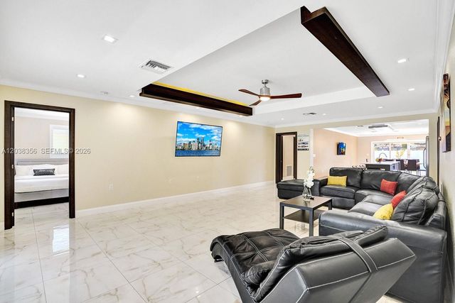 1318 Washington Street 0, Hollywood, FL 33019