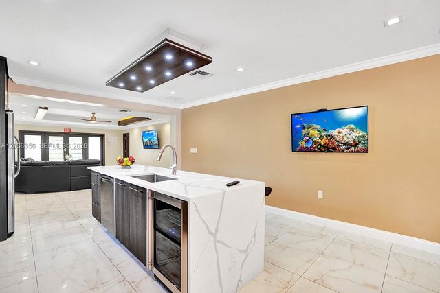 1318 Washington Street 0, Hollywood, FL 33019