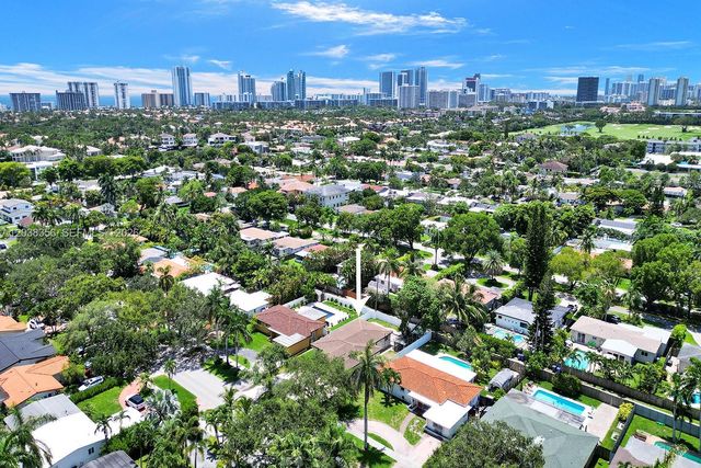 1318 Washington Street 0, Hollywood, FL 33019