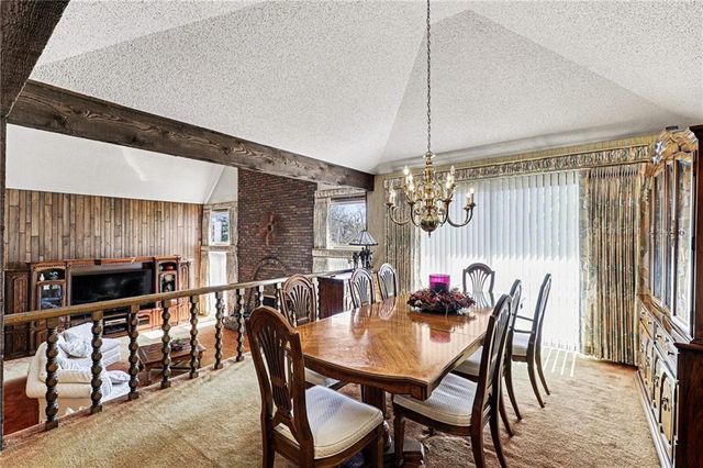 8017 W 102nd Terrace, Overland Park, KS 66212