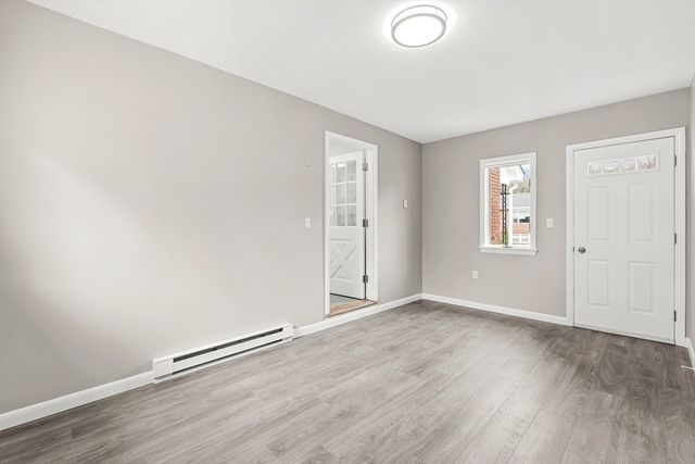 92 Ursula St, Lowell, MA 01854