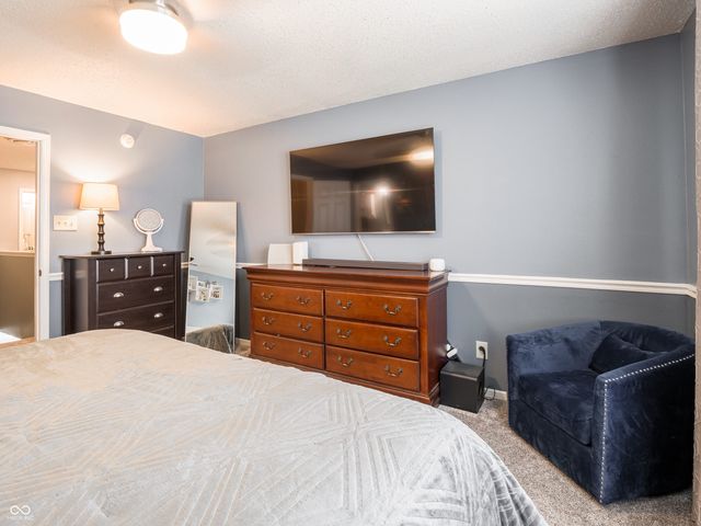 5720 Apple Branch Court, Indianapolis, IN 46237